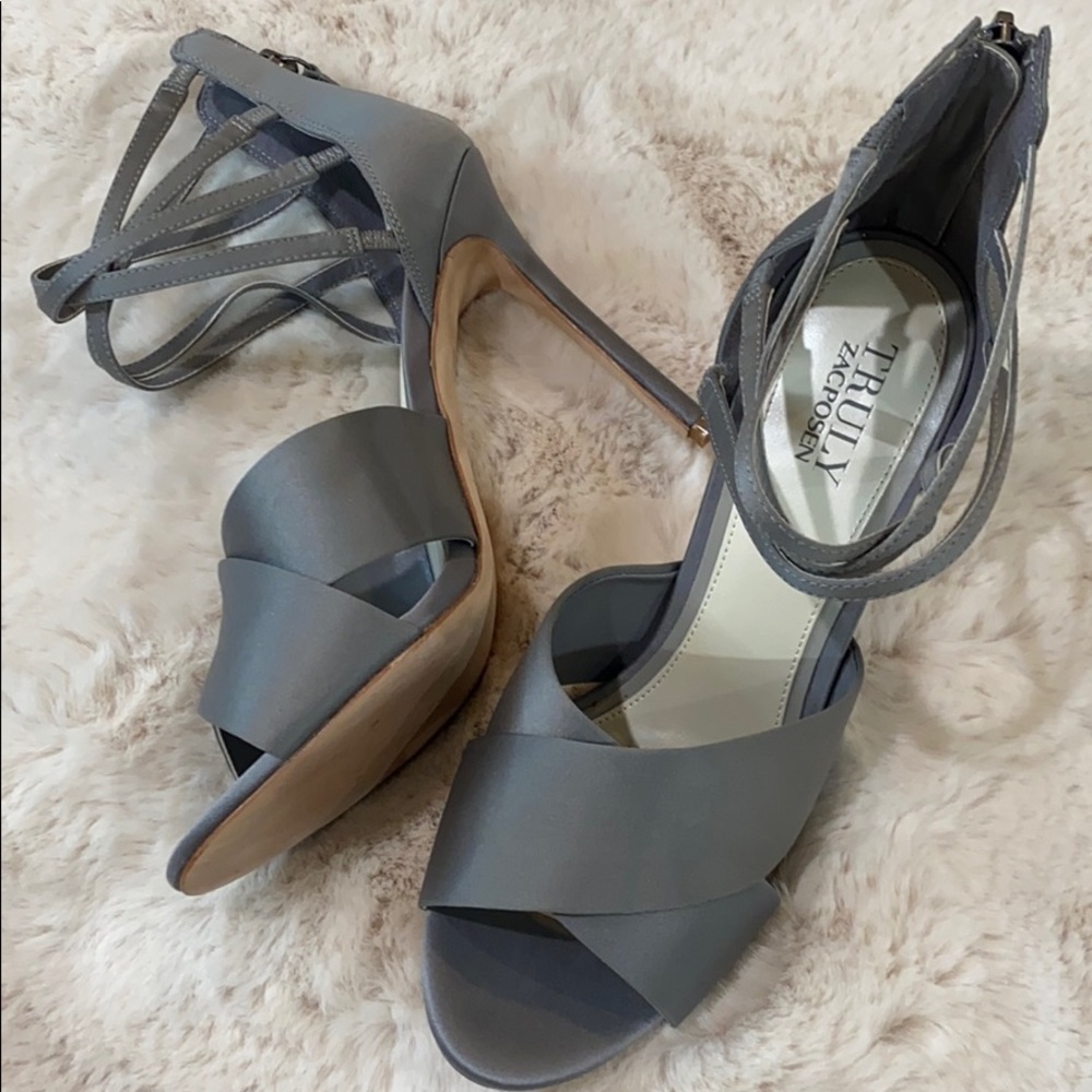 TRULY ZAC POSEN Criss Cross High Heel Sandal 7.5 - Picture 3 of 3